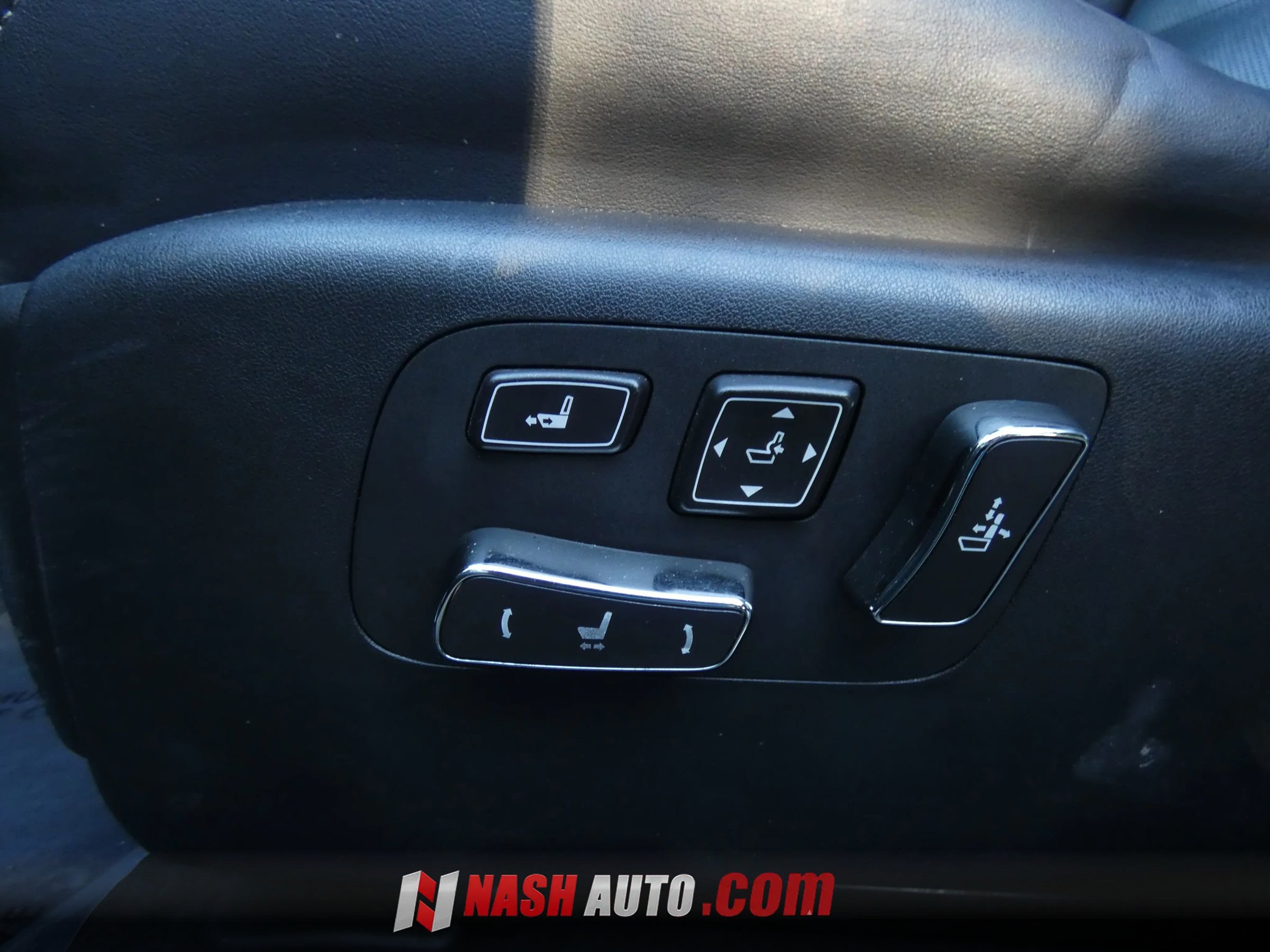 Used 2014 Lexus LS 460 w/ F Sport Package RWD image 55