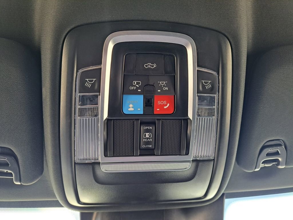 Used 2025 RAM 2500 Laramie image 16