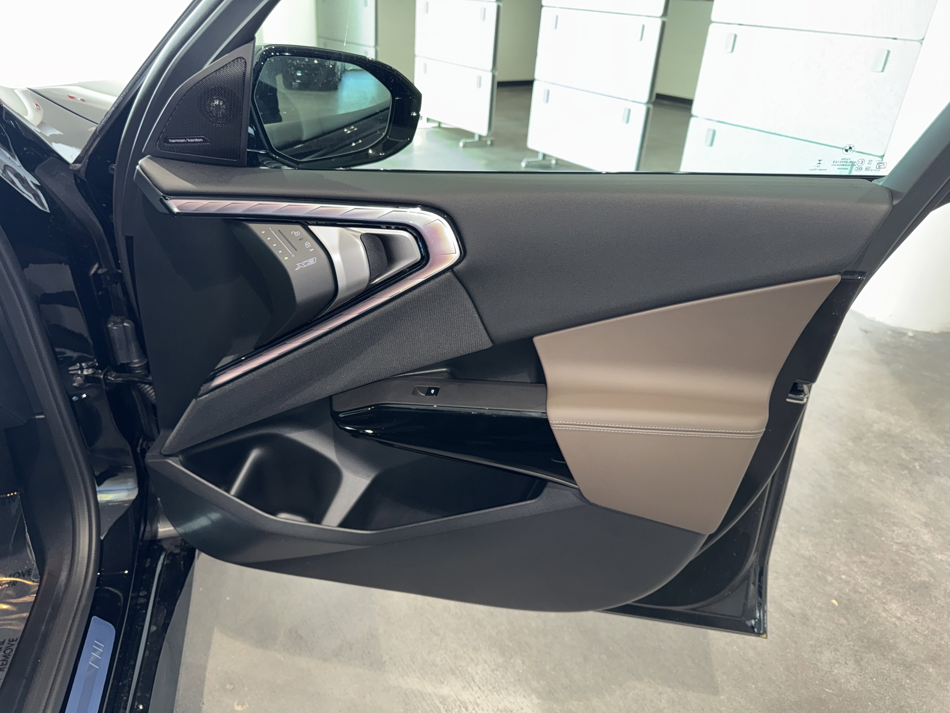 New 2026 BMW X3 xDrive30 w/ M Sport Package image 8