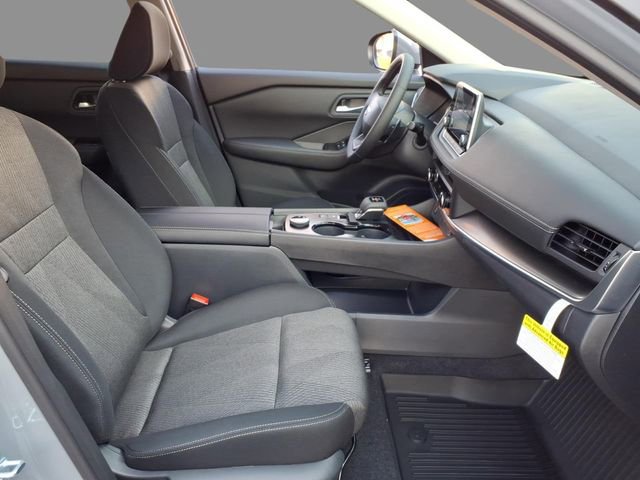 New 2026 Nissan Rogue SV w/ Cold Weather Package AWD/4WD image 13