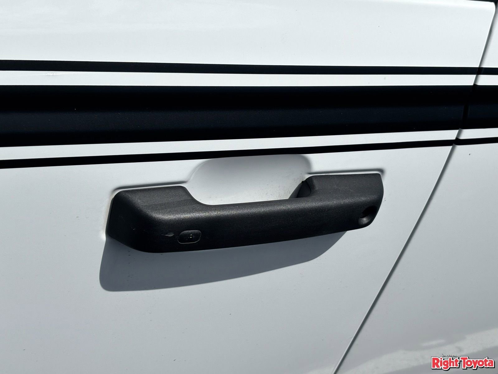 Used 2022 Ford Bronco Badlands image 10