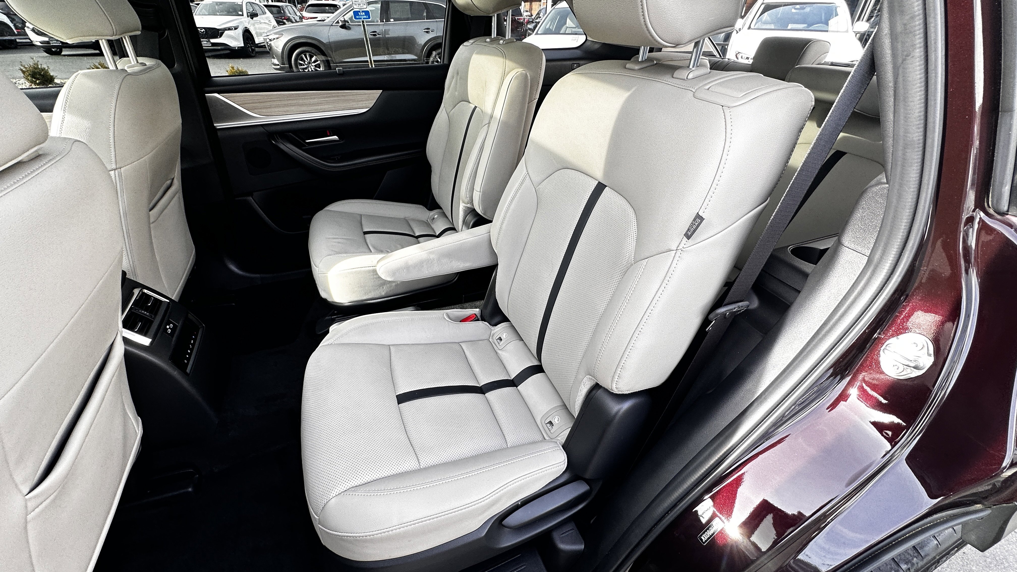 Certified 2024 MAZDA CX-90 3.3 Turbo w/ Premium Package image 29