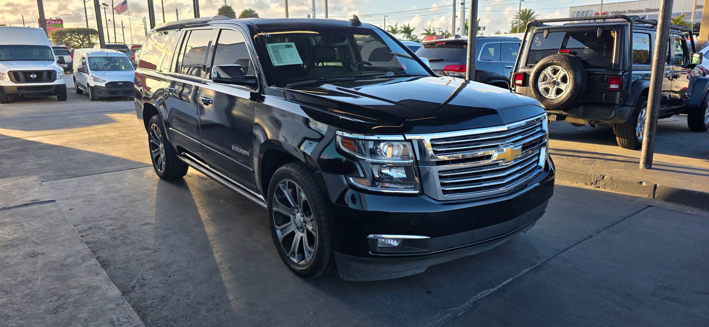 Used 2018 Chevrolet Suburban Premier AWD/4WD image 3