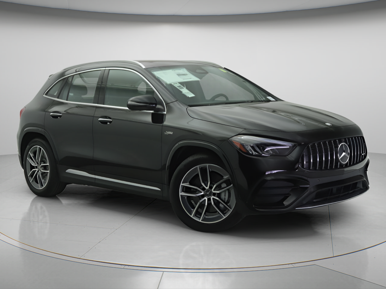 New 2026 Mercedes-Benz GLA 35 AMG 4MATIC image 13