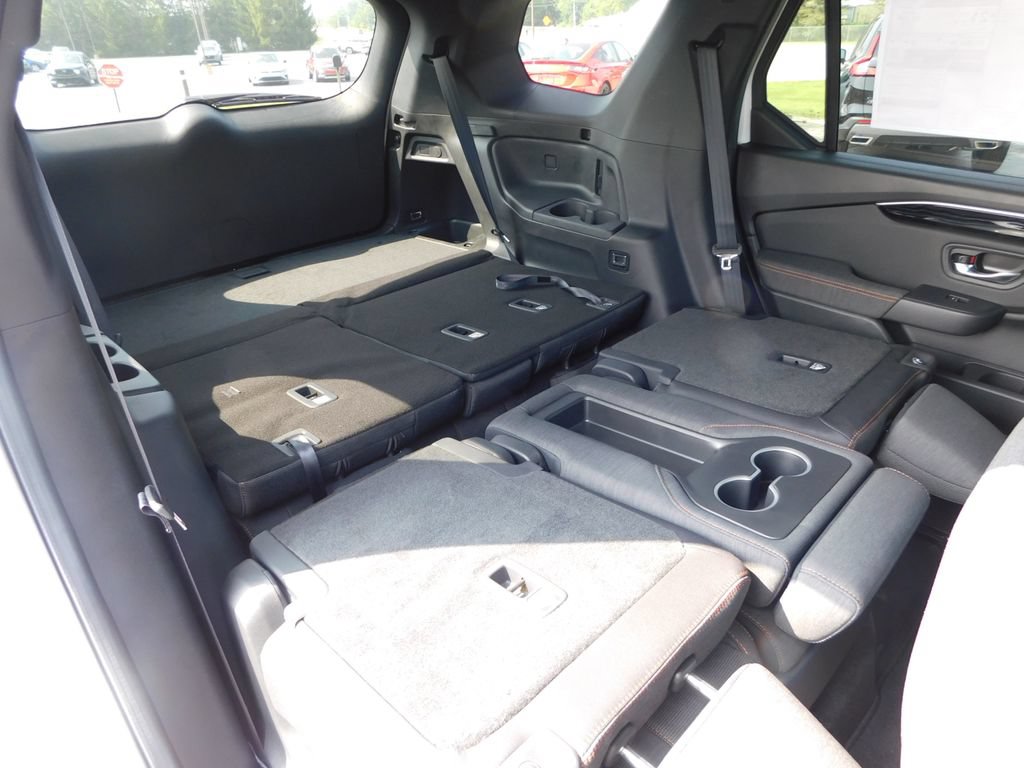 Used 2026 Honda Pilot Sport image 30