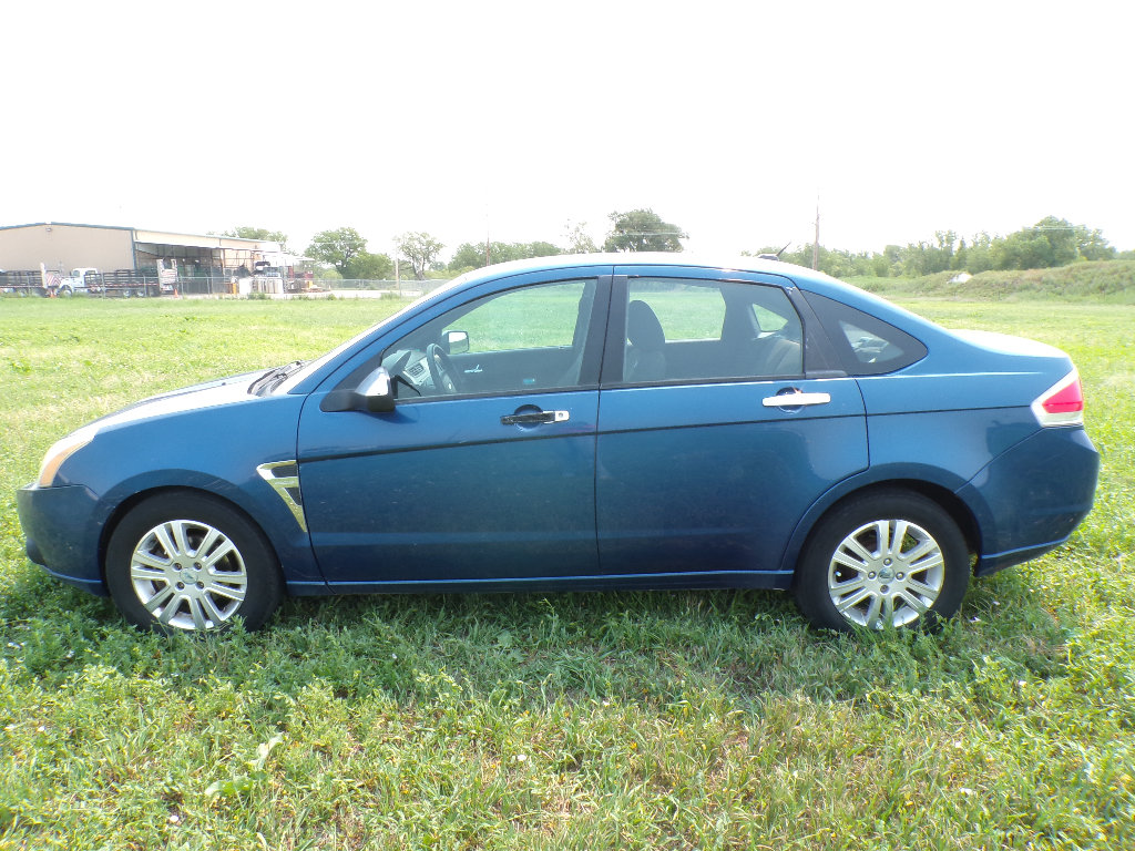 Used 2008 Ford Focus SE FWD image 8