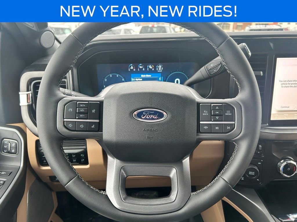 New 2026 Ford F250 Lariat w/ Black Appearance Package image 33