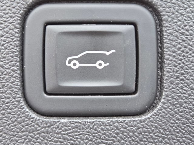 Used 2023 Chevrolet Equinox LT FWD image 19
