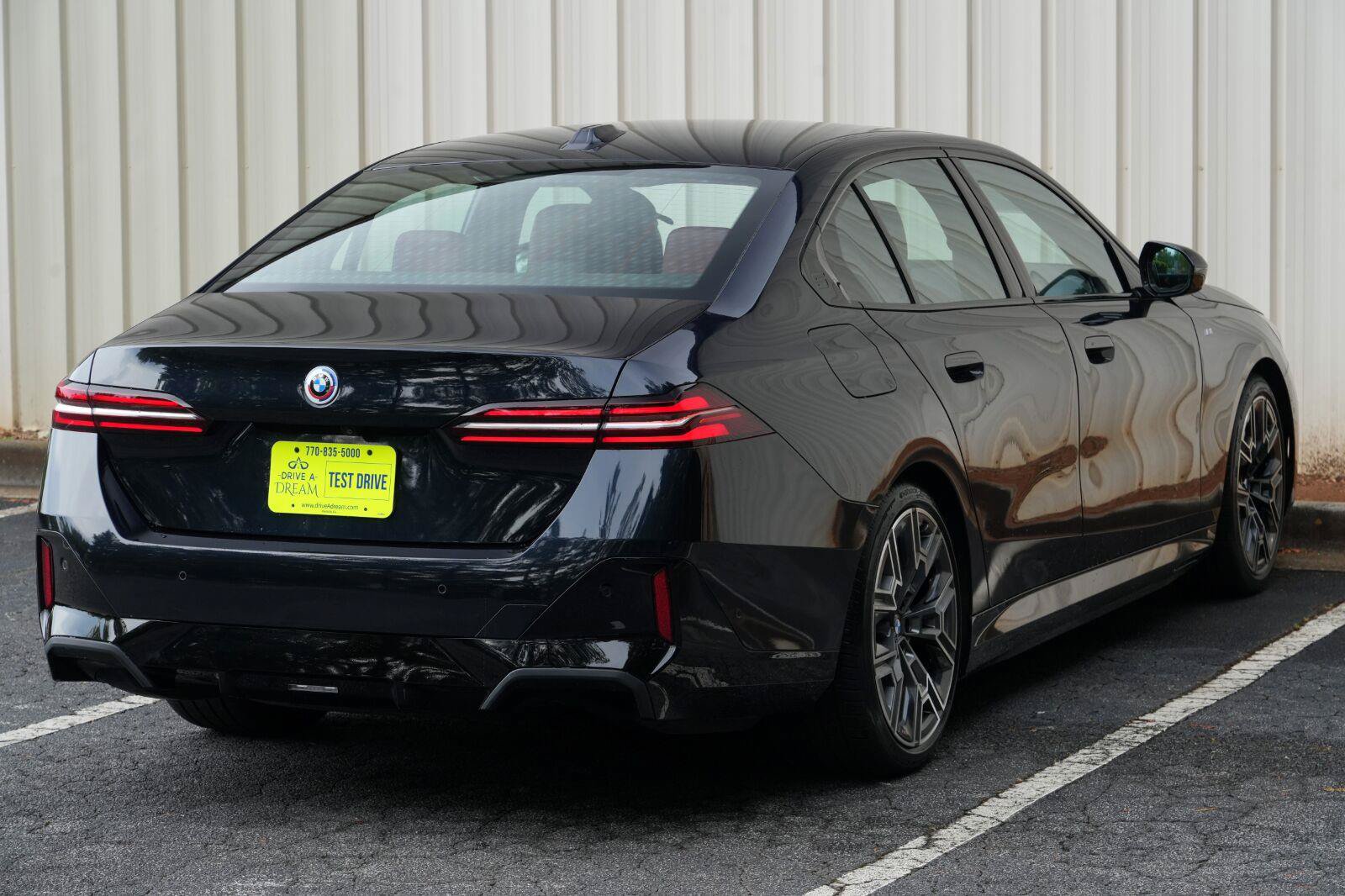 Used 2025 BMW i5 xDrive40 w/ M Sport Package AWD/4WD image 56