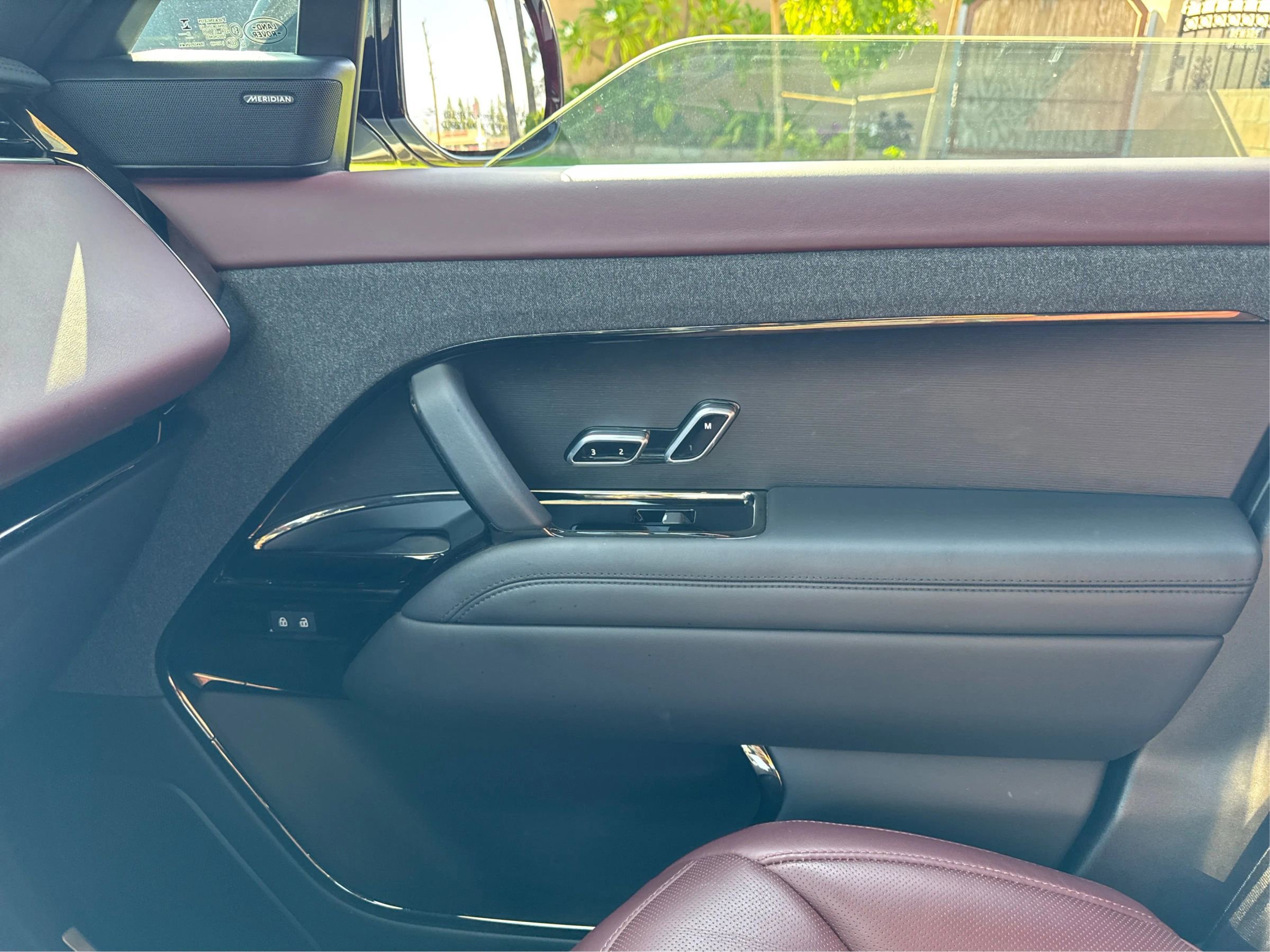 Used 2023 Land Rover Range Rover Sport SE Dynamic image 19