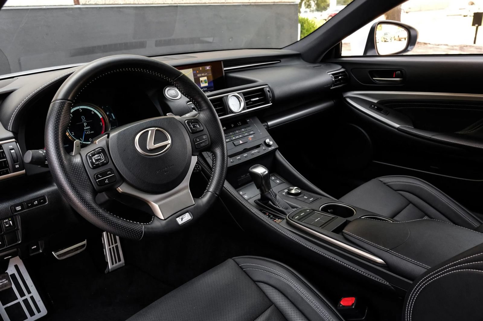 Used 2017 Lexus RC 350 F Sport RWD image 2