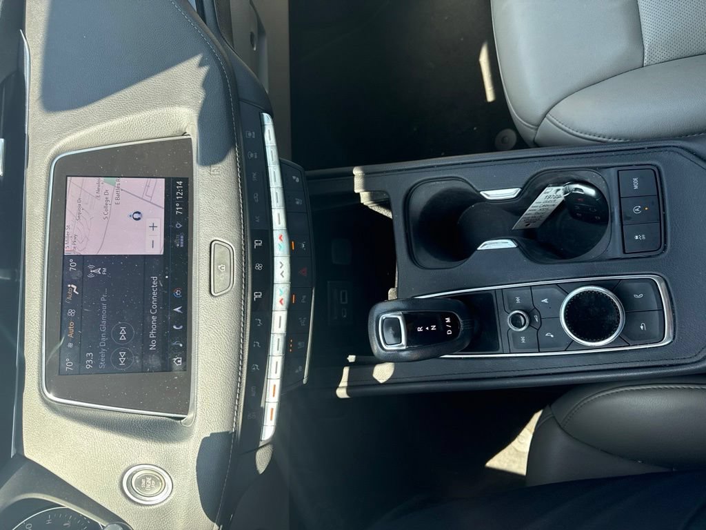 Used 2019 Cadillac XT4 Premium Luxury w/ Enhanced Visibility Package FWD image 7