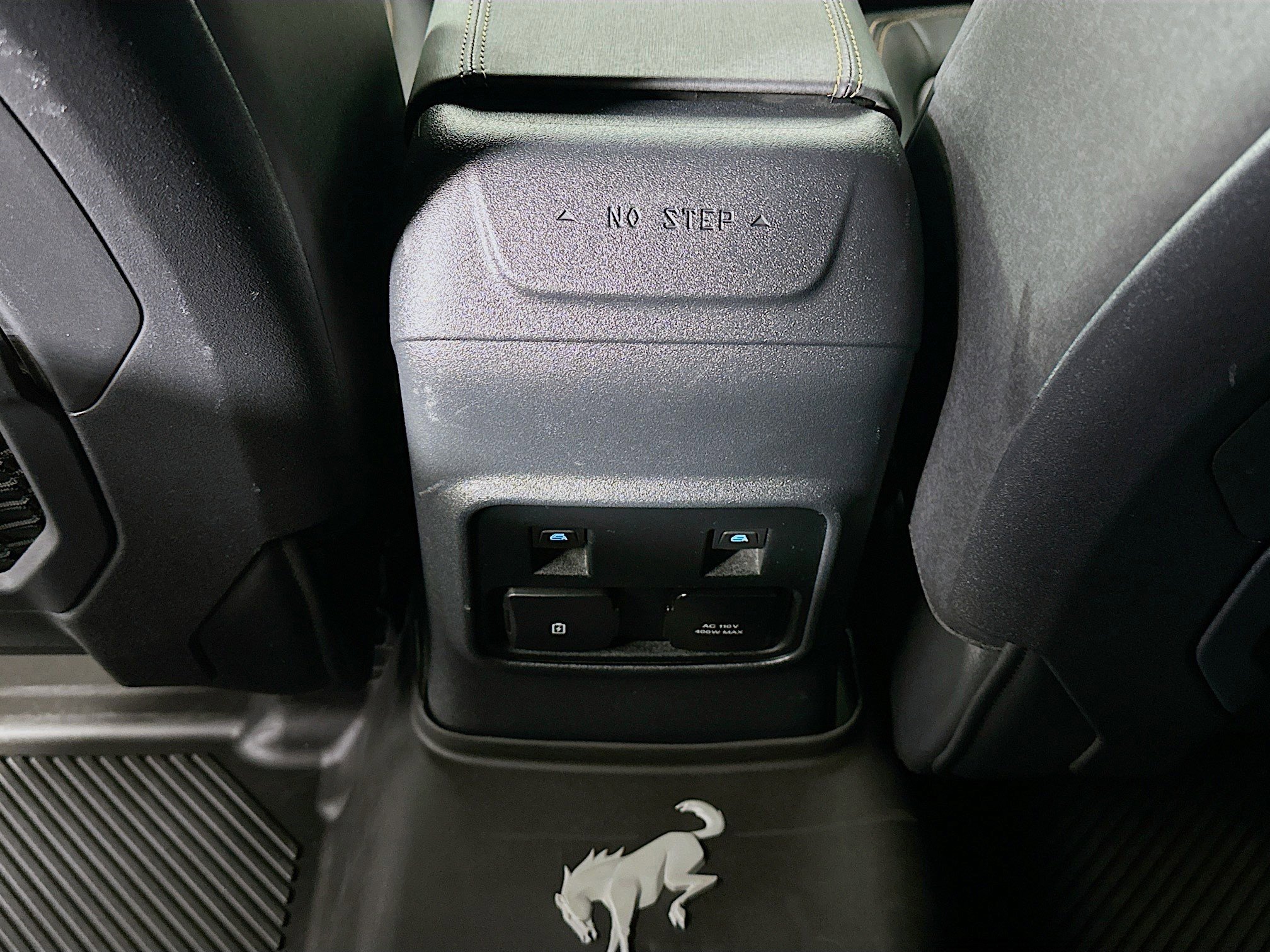 Used 2024 Ford Bronco Badlands image 28