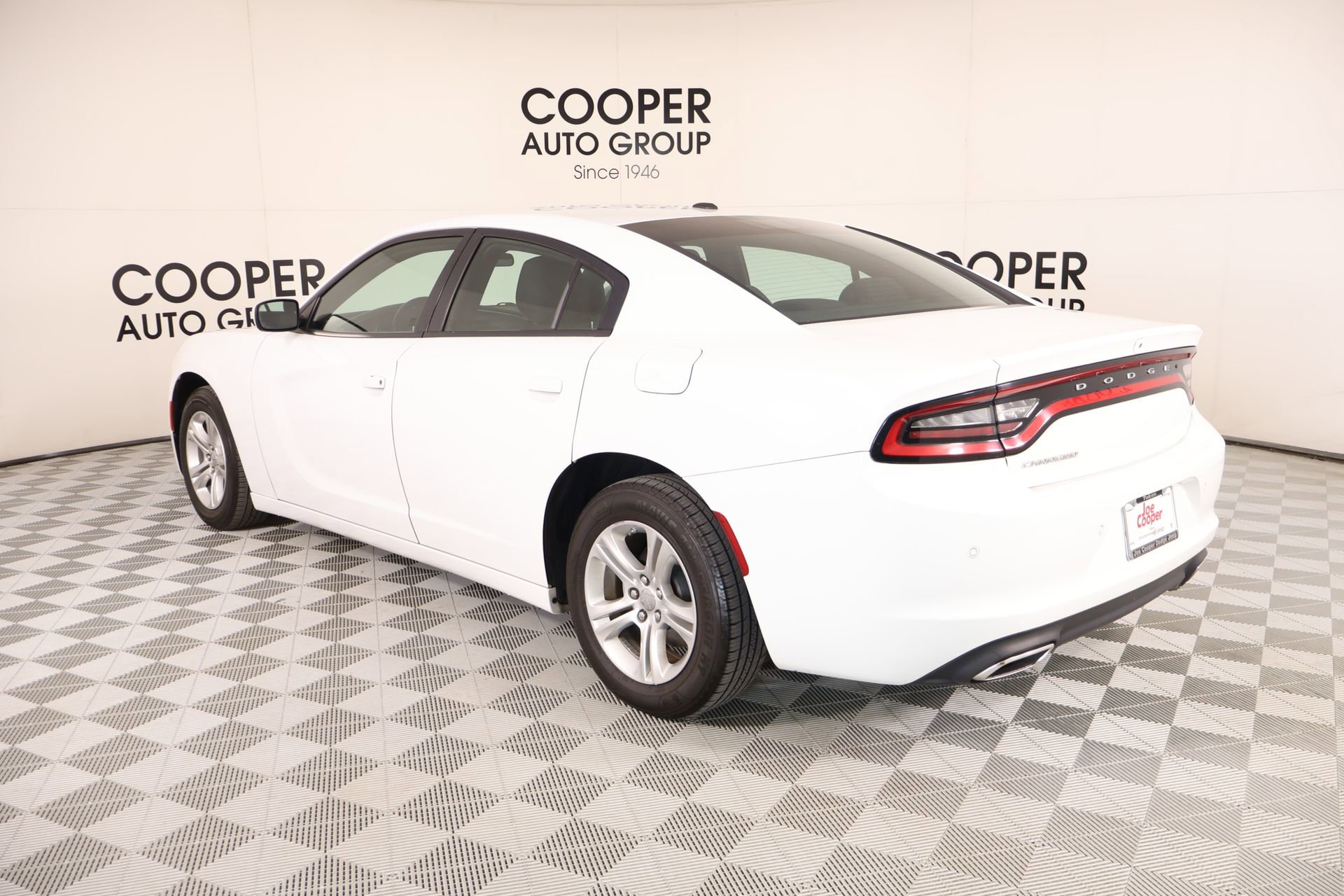 Used 2022 Dodge Charger SXT RWD image 21