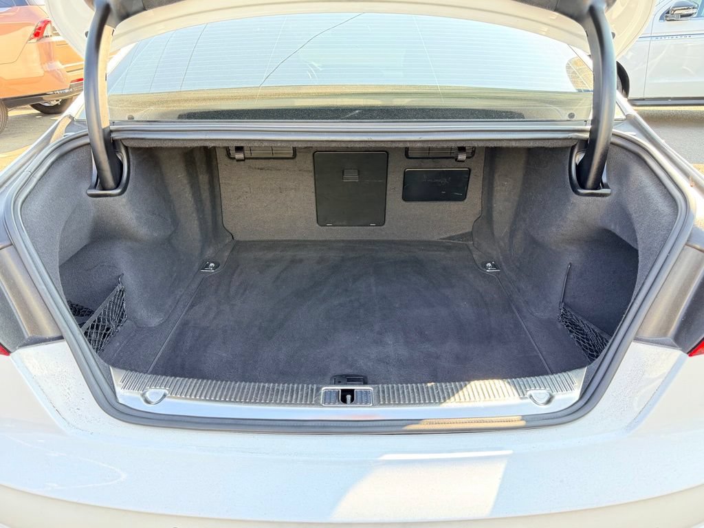 Used 2016 Audi S8 w/ Full Leather Package AWD/4WD image 37