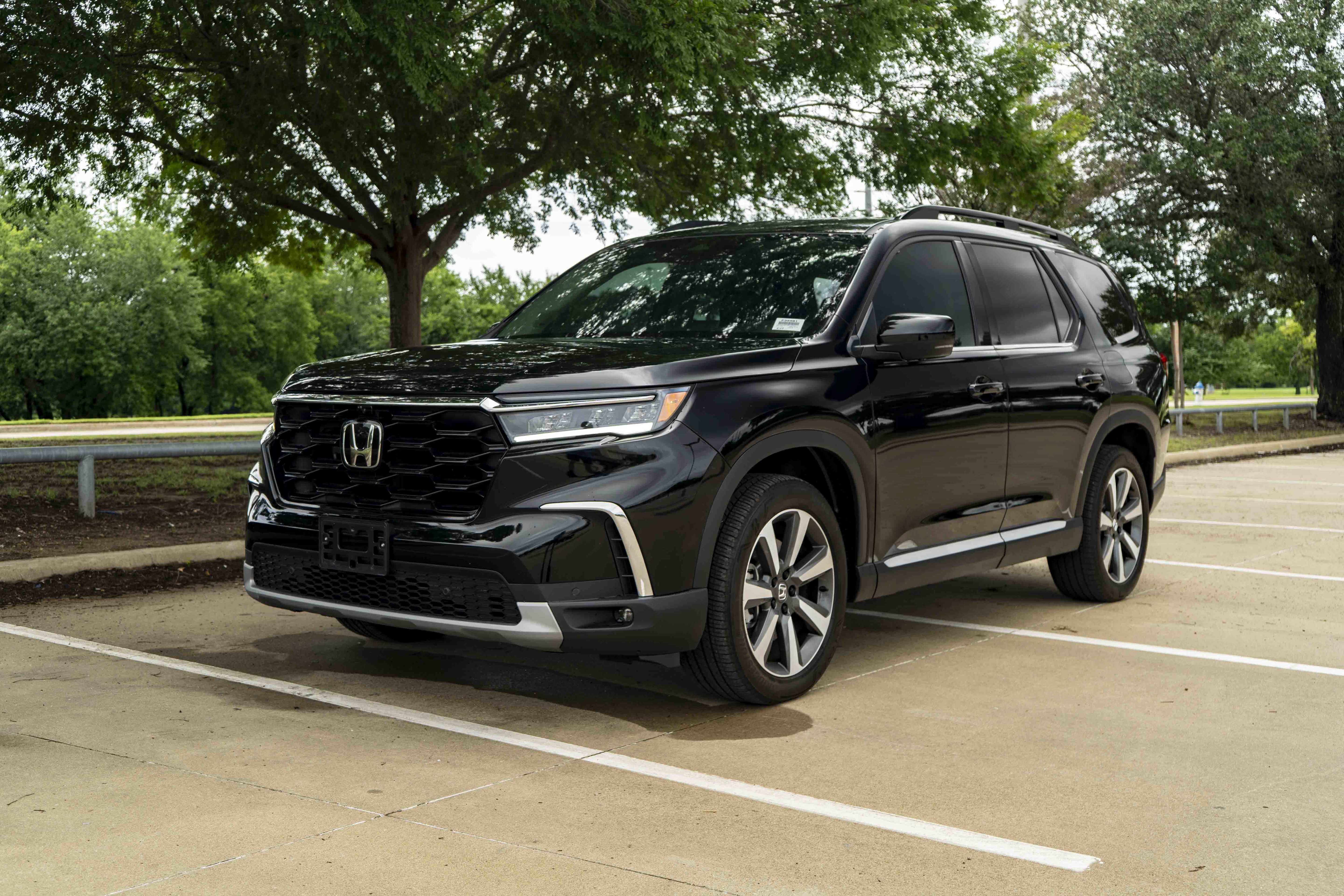 Certified 2025 Honda Pilot Elite image 5
