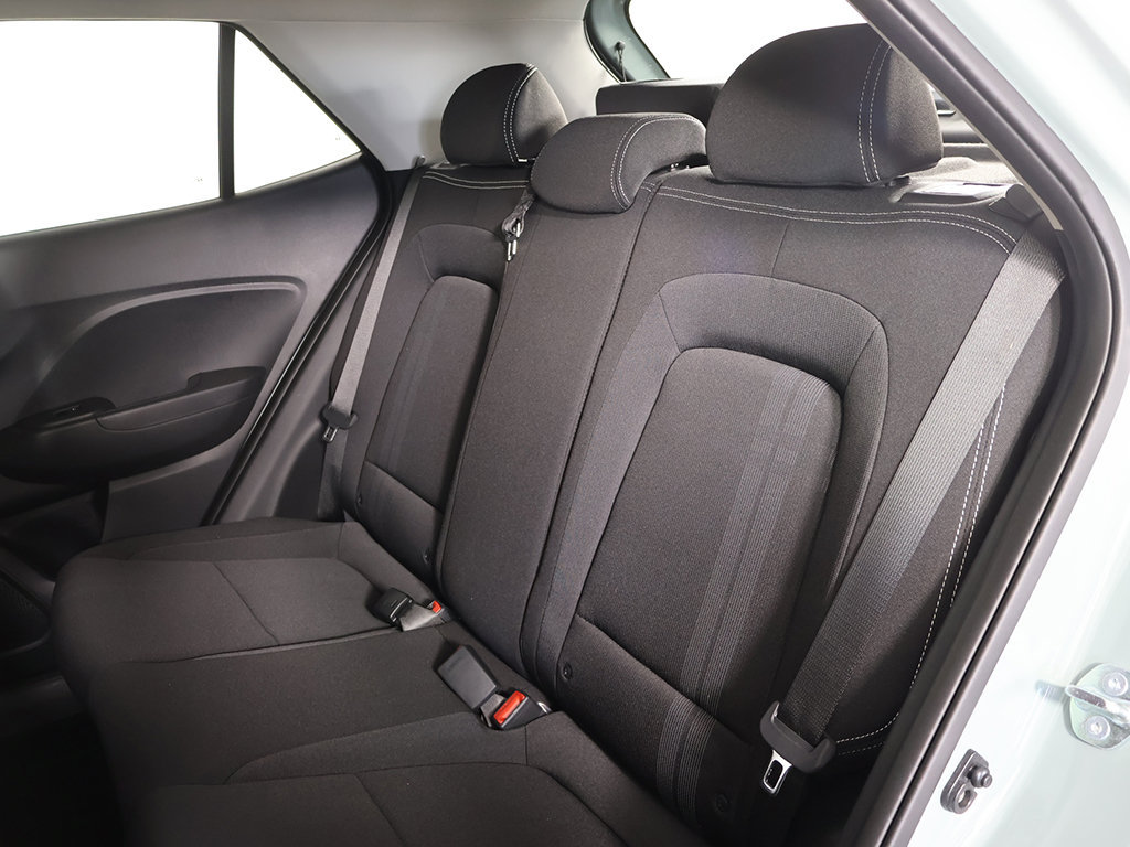 Certified 2026 Hyundai Venue SEL FWD image 28