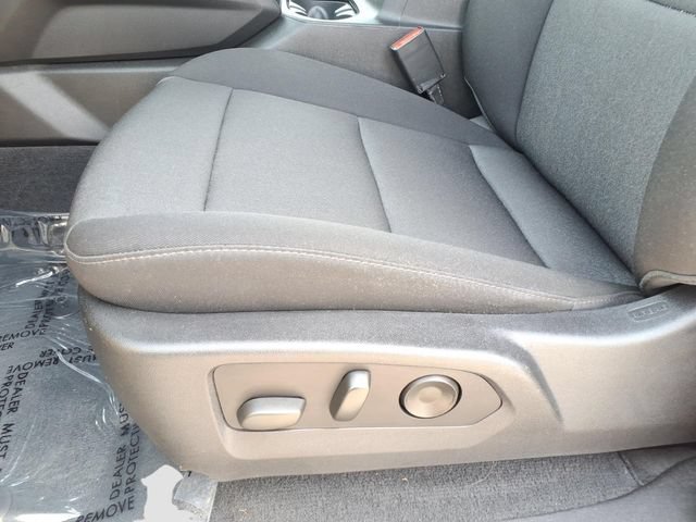 Used 2024 Chevrolet Colorado Trail Boss w/ Advanced Trailering Package AWD/4WD image 9