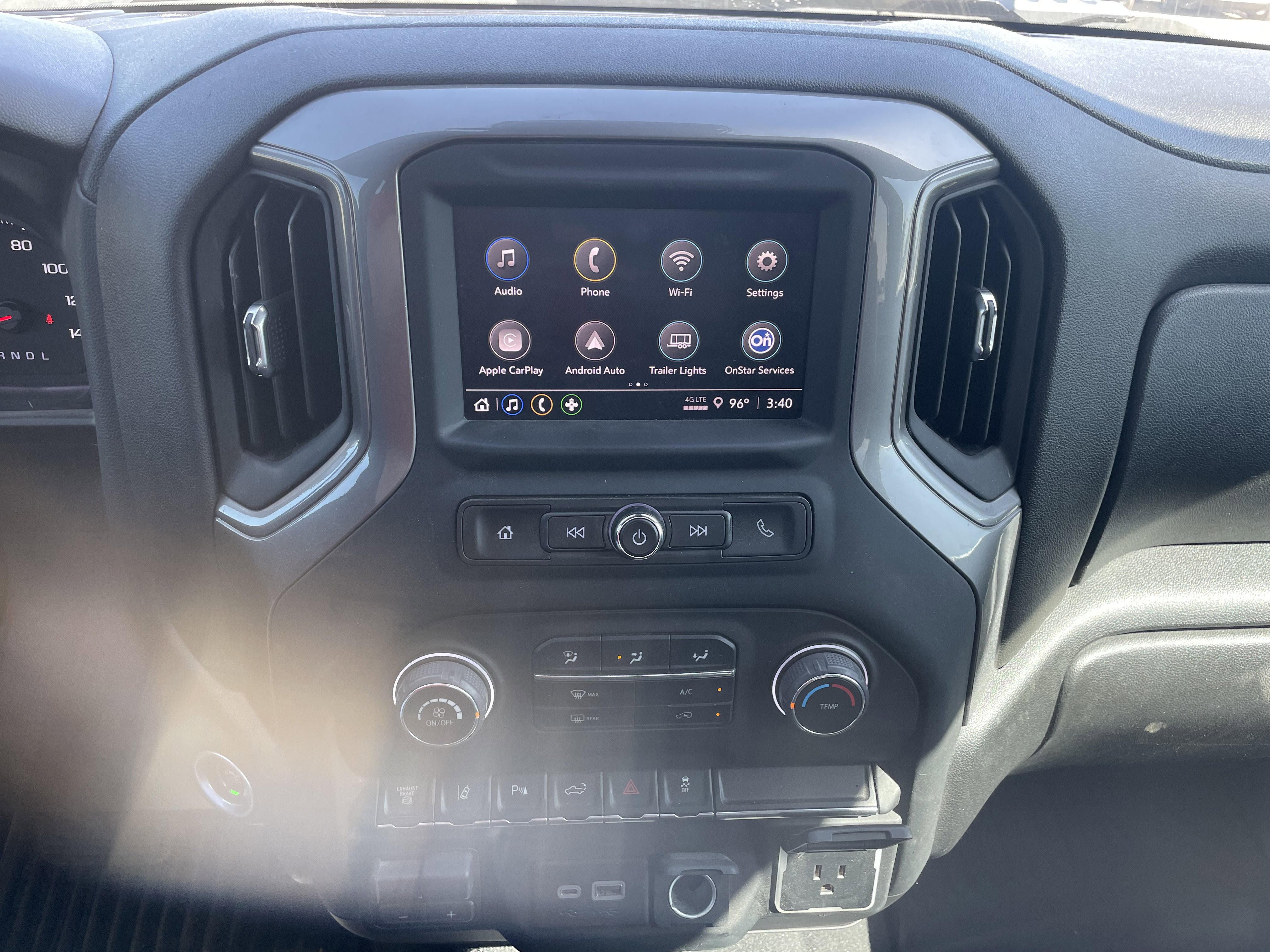 Used 2024 Chevrolet Silverado 2500 Custom w/ Custom Value Package AWD/4WD image 18