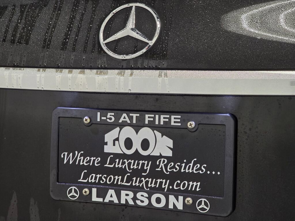 Used 2024 Mercedes-Benz GLS 580 GLS 580 image 32