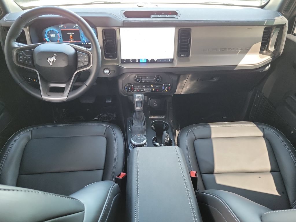 Used 2026 Ford Bronco Outer Banks AWD/4WD image 18