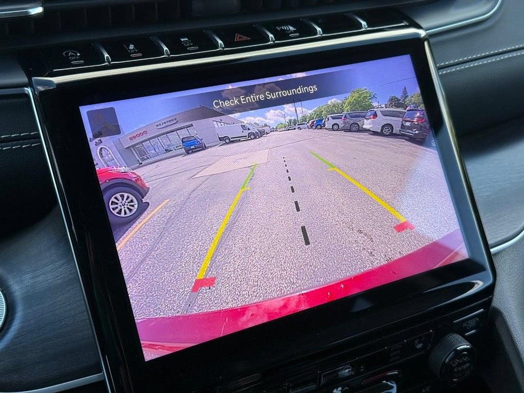 Used 2021 Jeep Grand Cherokee L Limited w/ MOPAR Finishing Package AWD/4WD image 18