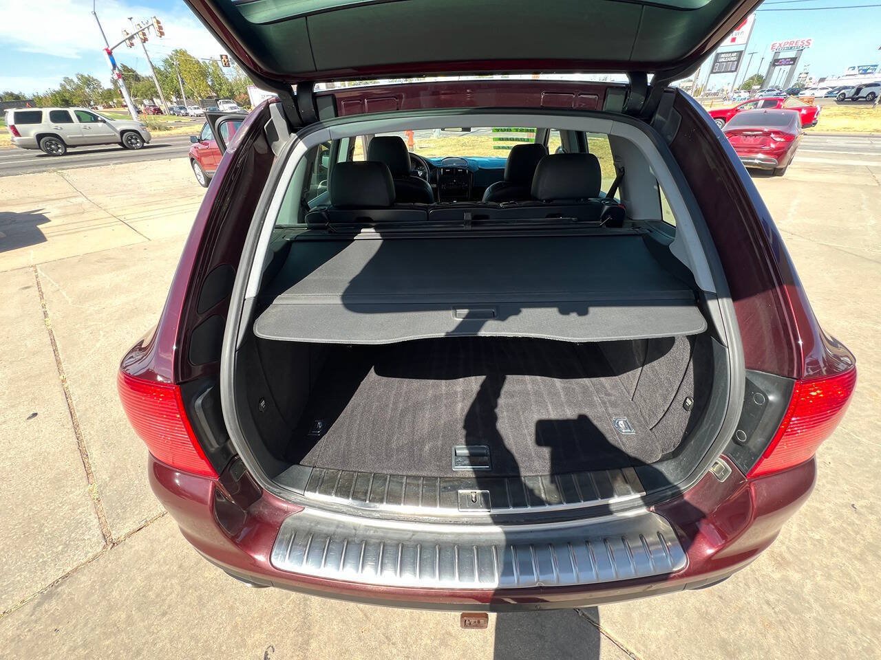 Used 2004 Porsche Cayenne AWD/4WD image 12