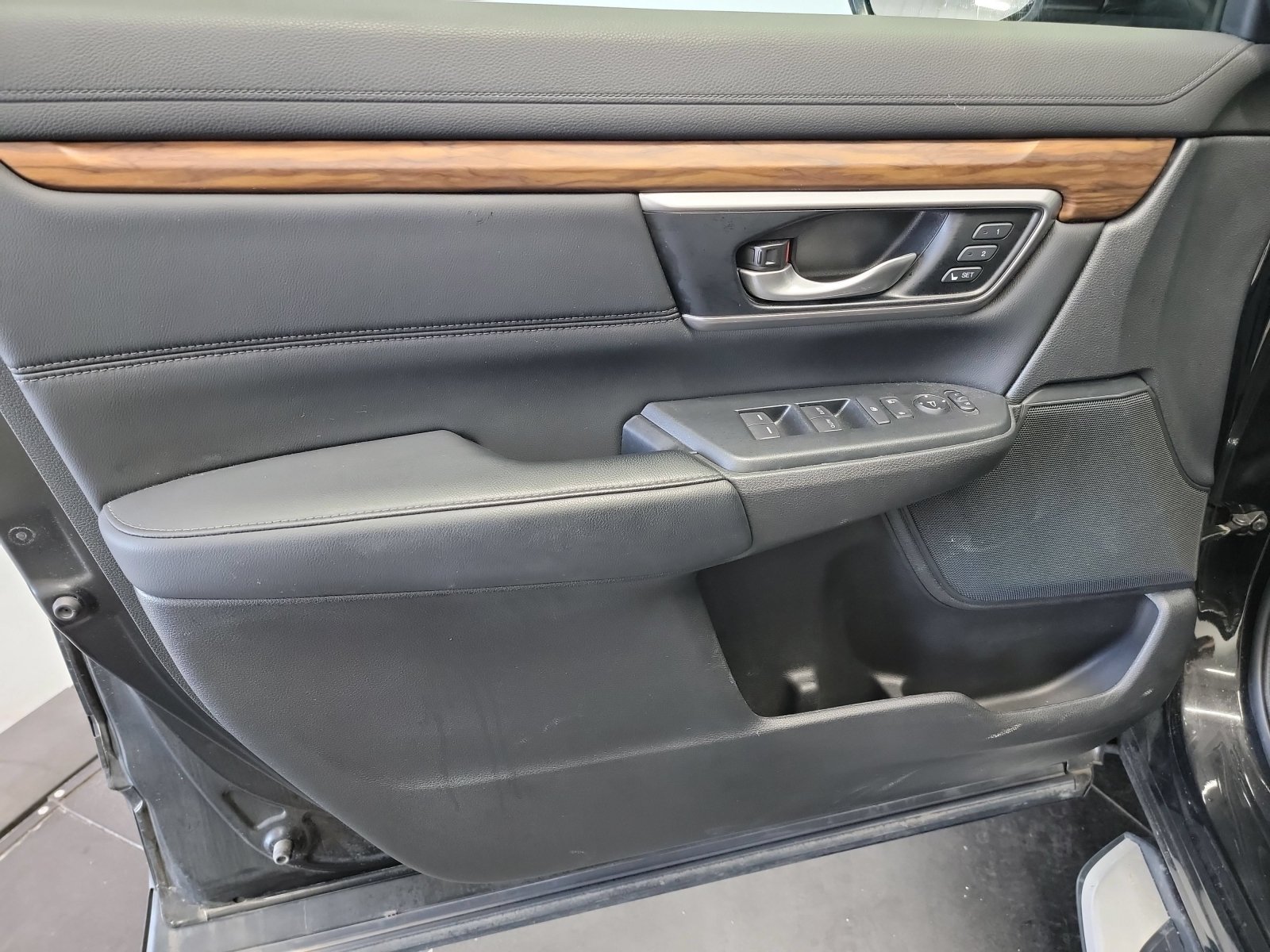 Used 2022 Honda CR-V EX-L image 13