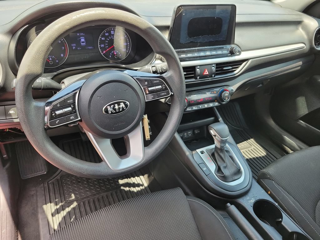 Used 2019 Kia Forte LXS FWD image 9