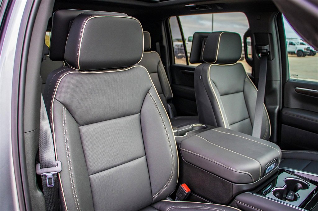 New 2026 Chevrolet Suburban Premier image 10