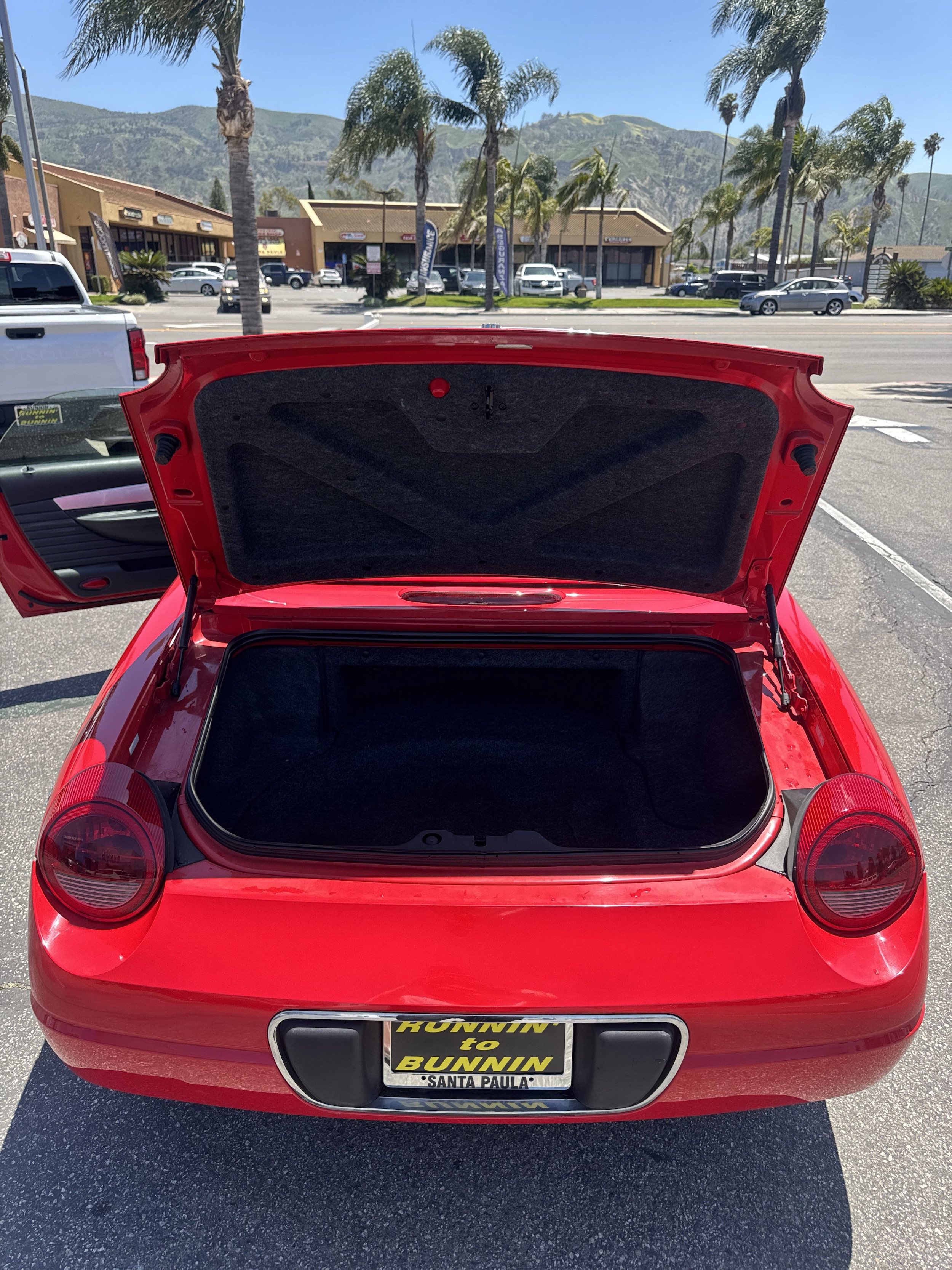 Used 2002 Ford Thunderbird RWD image 16