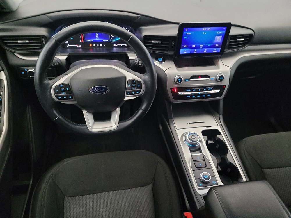 Used 2022 Ford Explorer XLT image 22