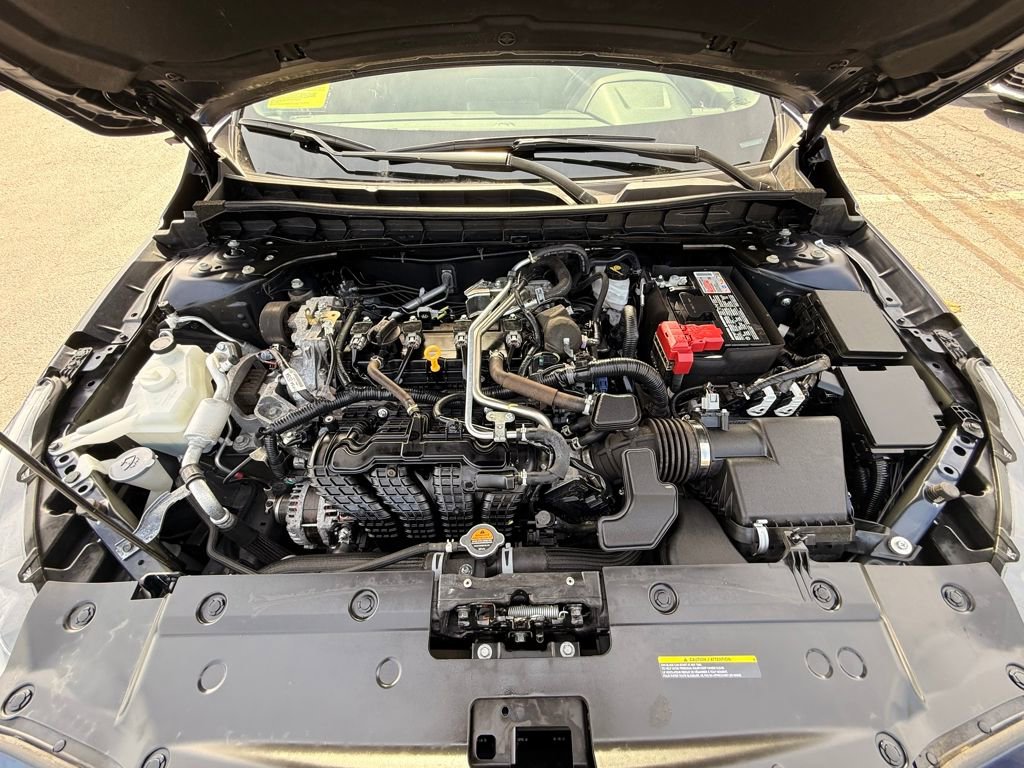 Used 2022 Nissan Altima 2.5 SR FWD image 12