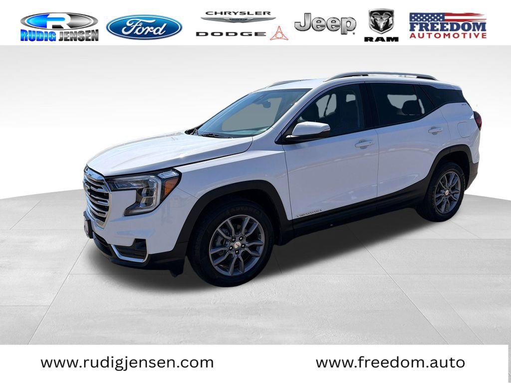 Used 2024 GMC Terrain SLT