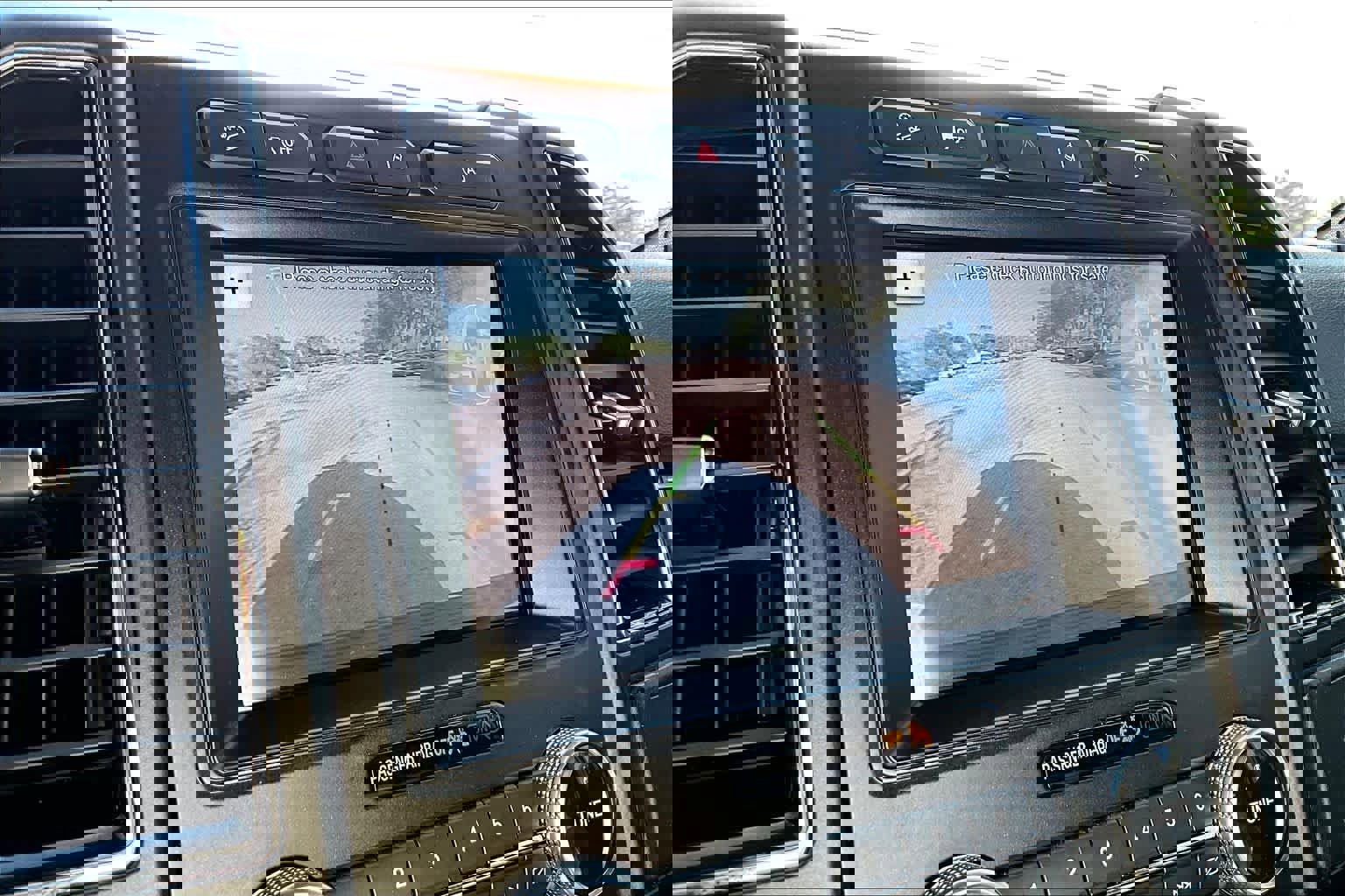 Used 2018 Ford Expedition Limited w/ Equipment Group 301A image 25