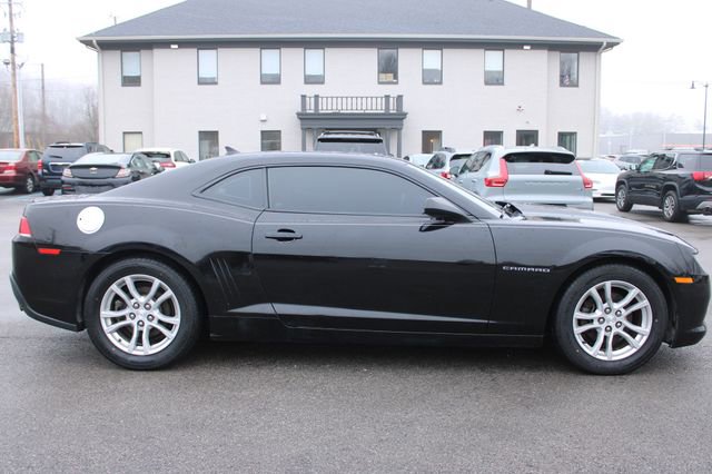 Used 2015 Chevrolet Camaro LT RWD image 6