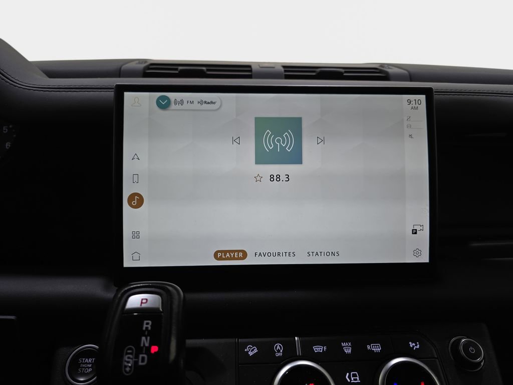 Used 2022 Land Rover Defender 90 X-Dynamic HSE image 23