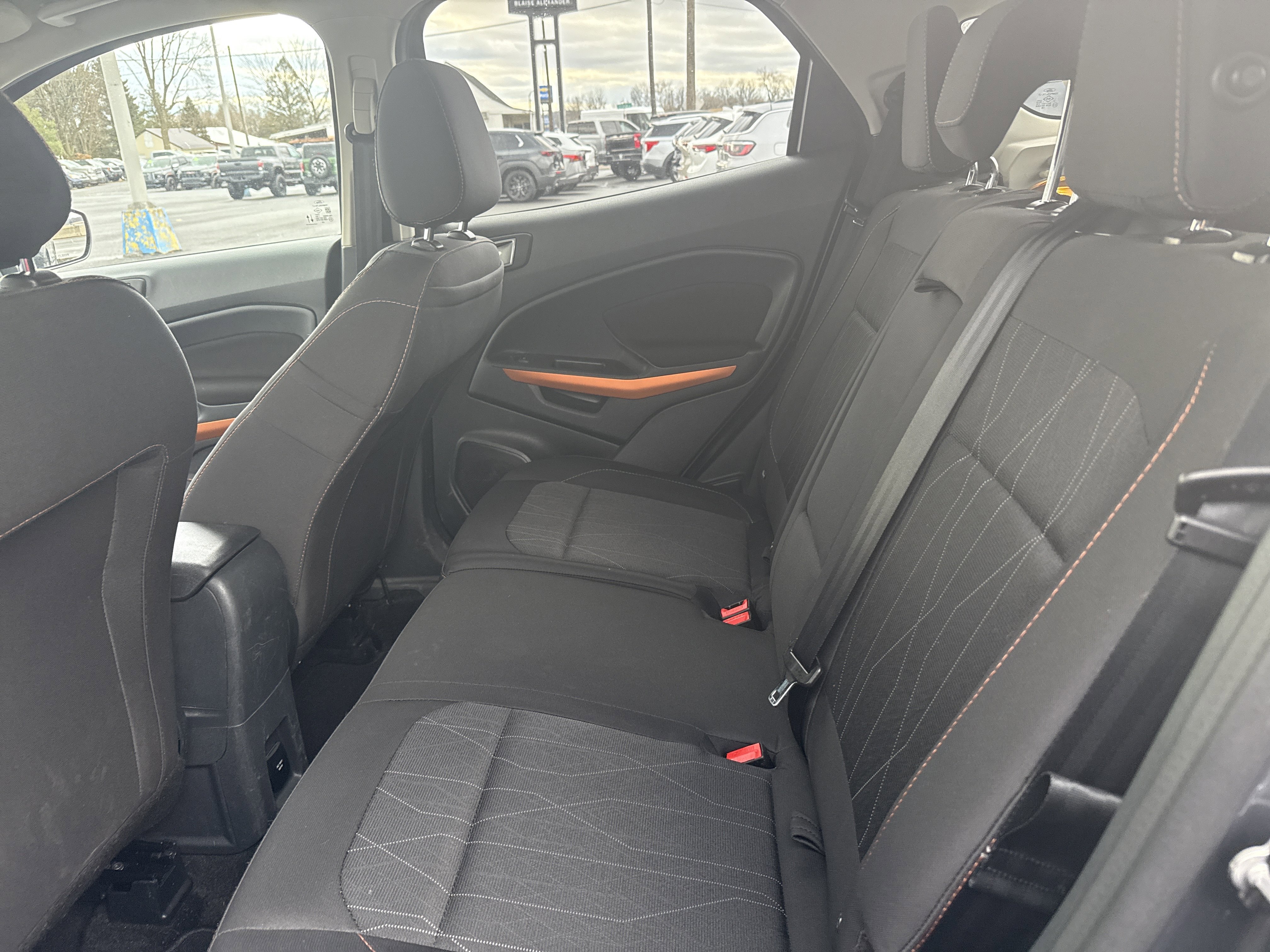 Used 2022 Ford EcoSport SE w/ SE Convenience Package image 12