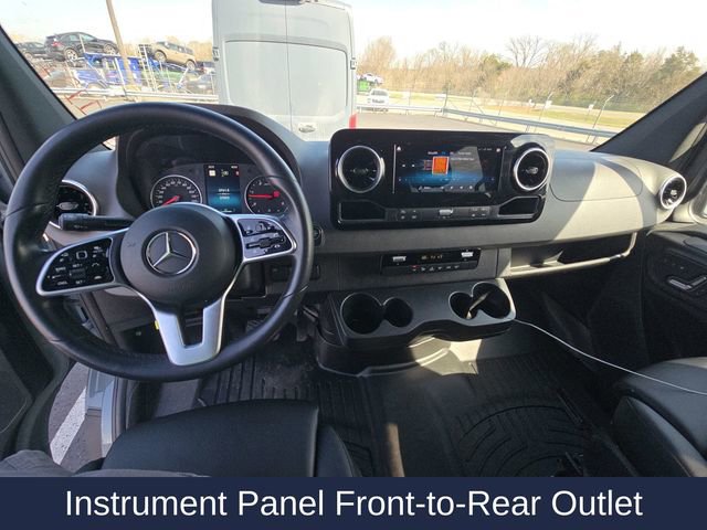 Used 2021 Mercedes-Benz Sprinter 144 Cargo w/ Comfort Plus Package image 11