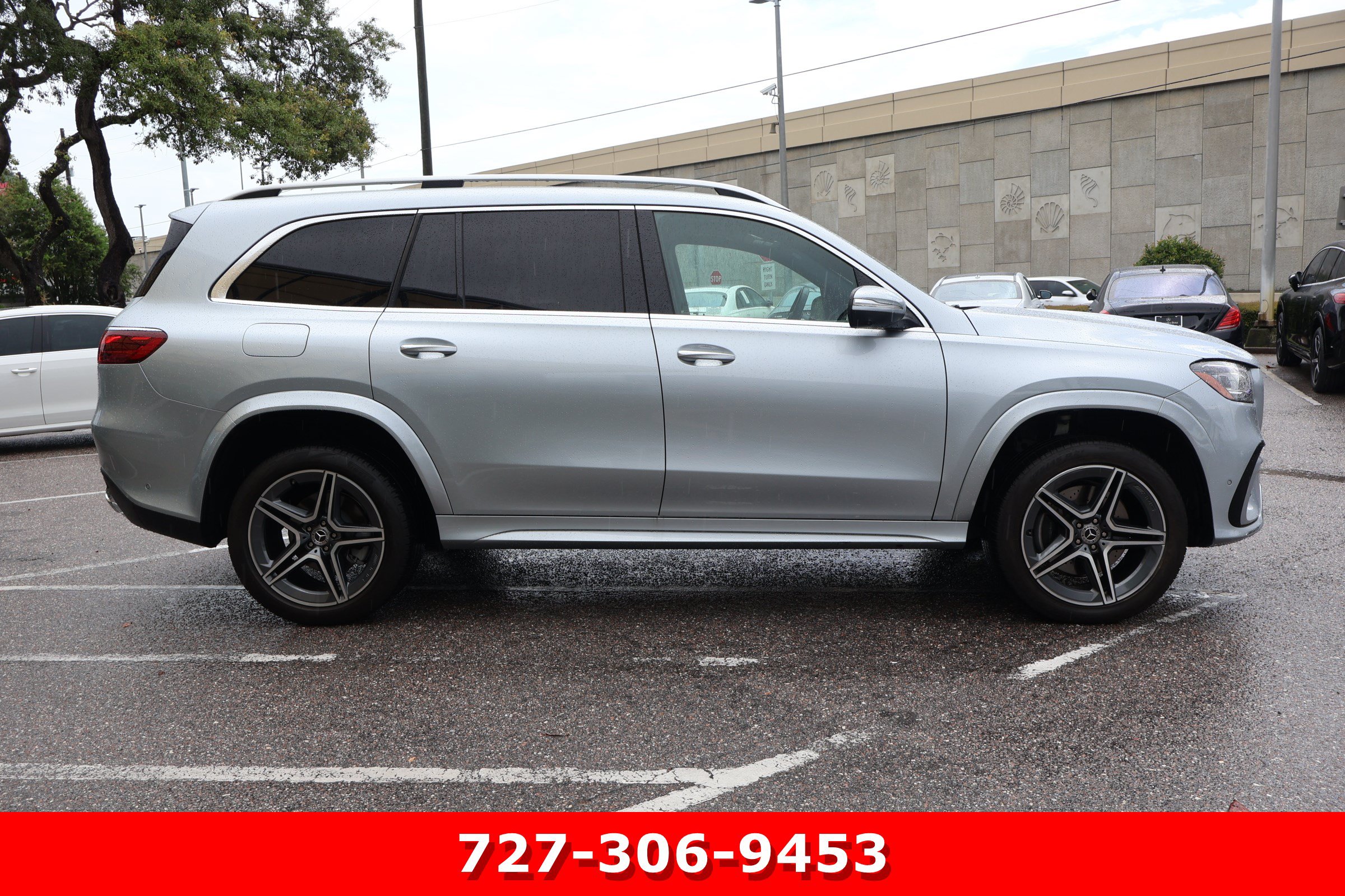 Certified 2025 Mercedes-Benz GLS 450 4MATIC w/ AMG Line Exterior image 11
