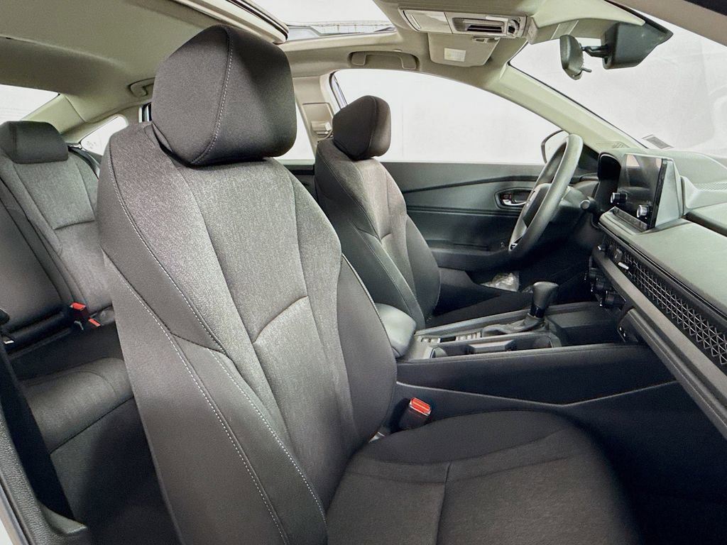 Certified 2023 Honda Accord EX image 34