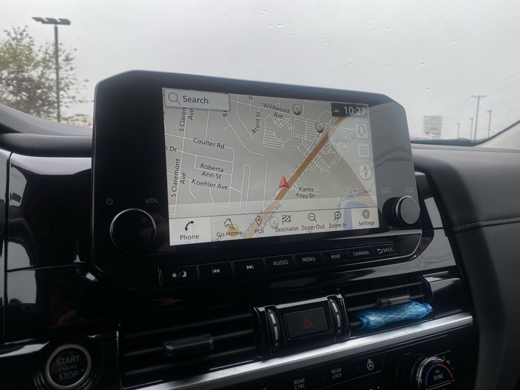 Used 2024 Nissan Pathfinder SL image 16