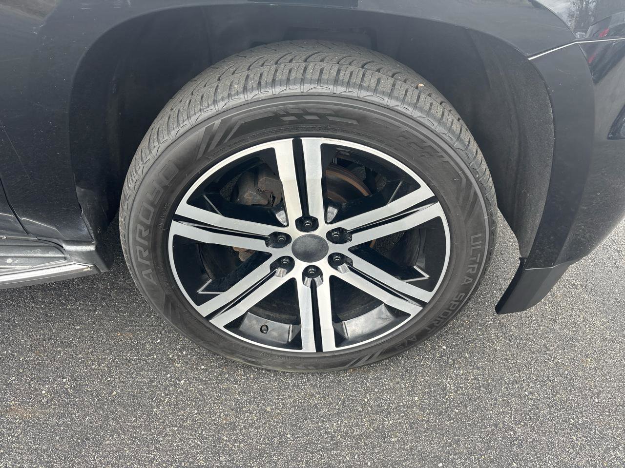 Used 2015 Chevrolet Suburban LTZ image 24