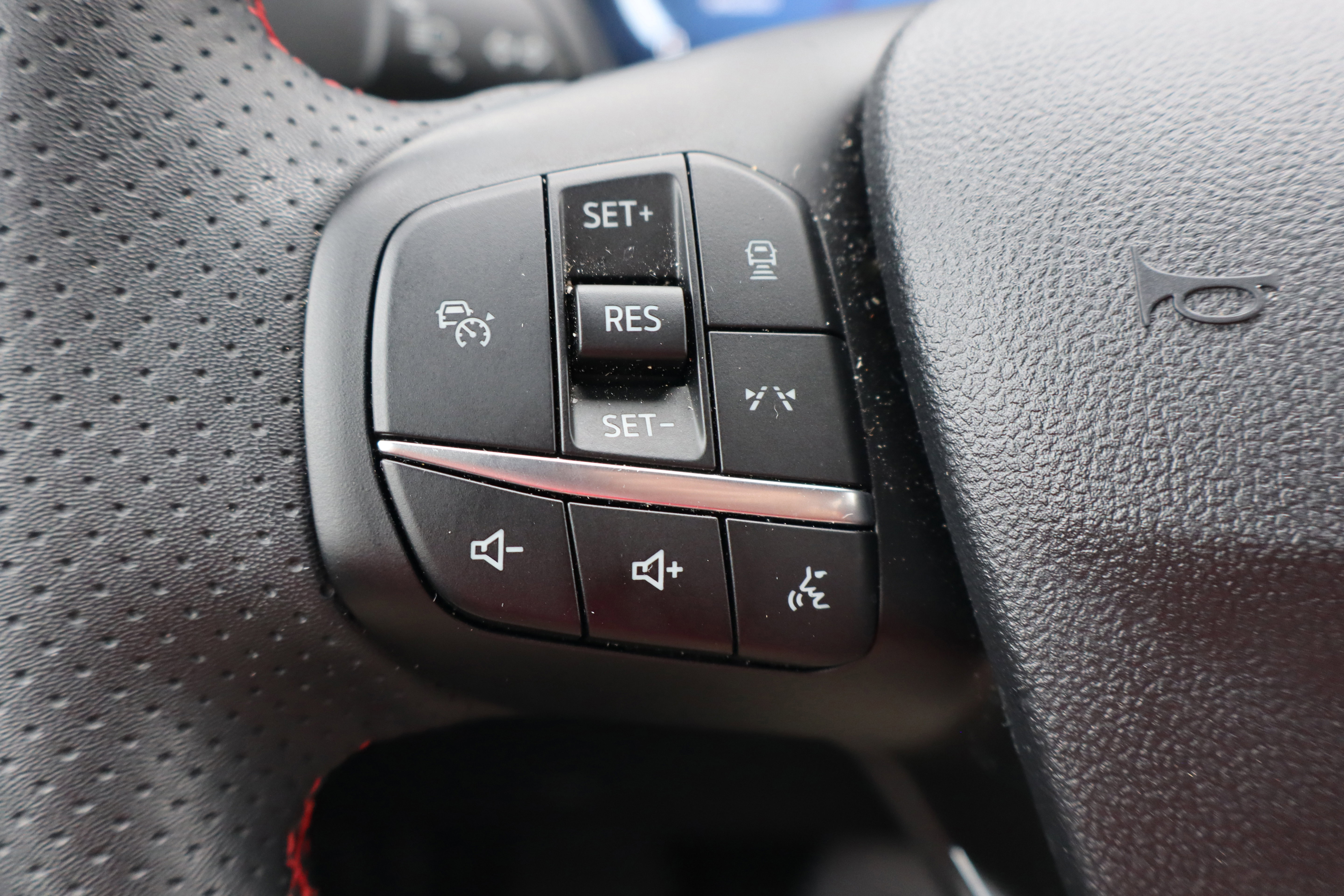 Used 2023 Ford Escape ST-Line Select w/ Tech Pack #2 image 16