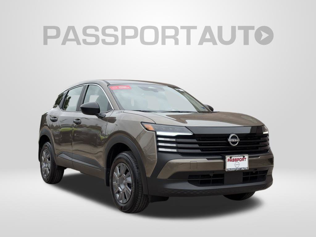 Used 2026 Nissan Kicks S FWD image 3