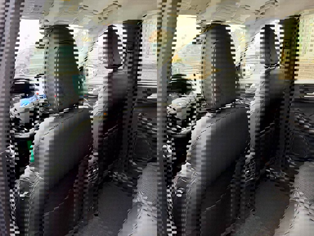 New 2026 Ford Escape SE FWD image 14