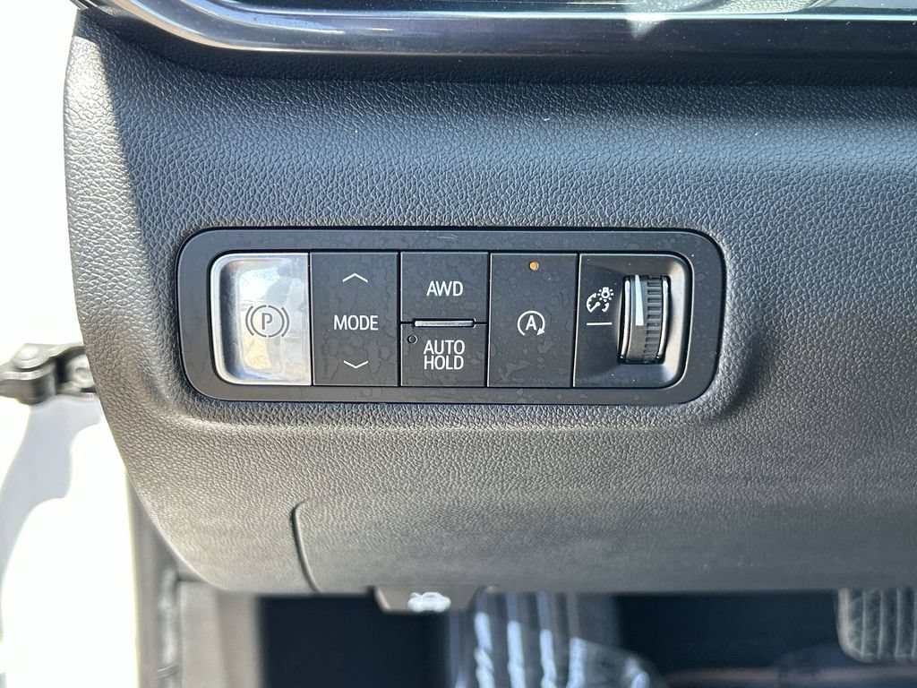New 2026 GMC Terrain AT4 w/ Convenience Package III AWD/4WD image 18