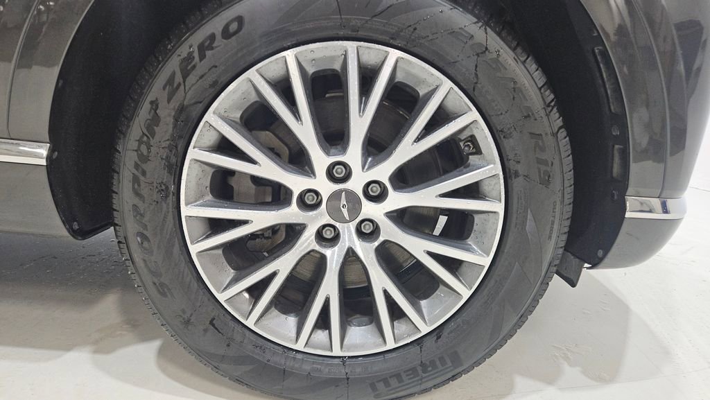 Used 2024 Genesis GV80 2.5T image 11