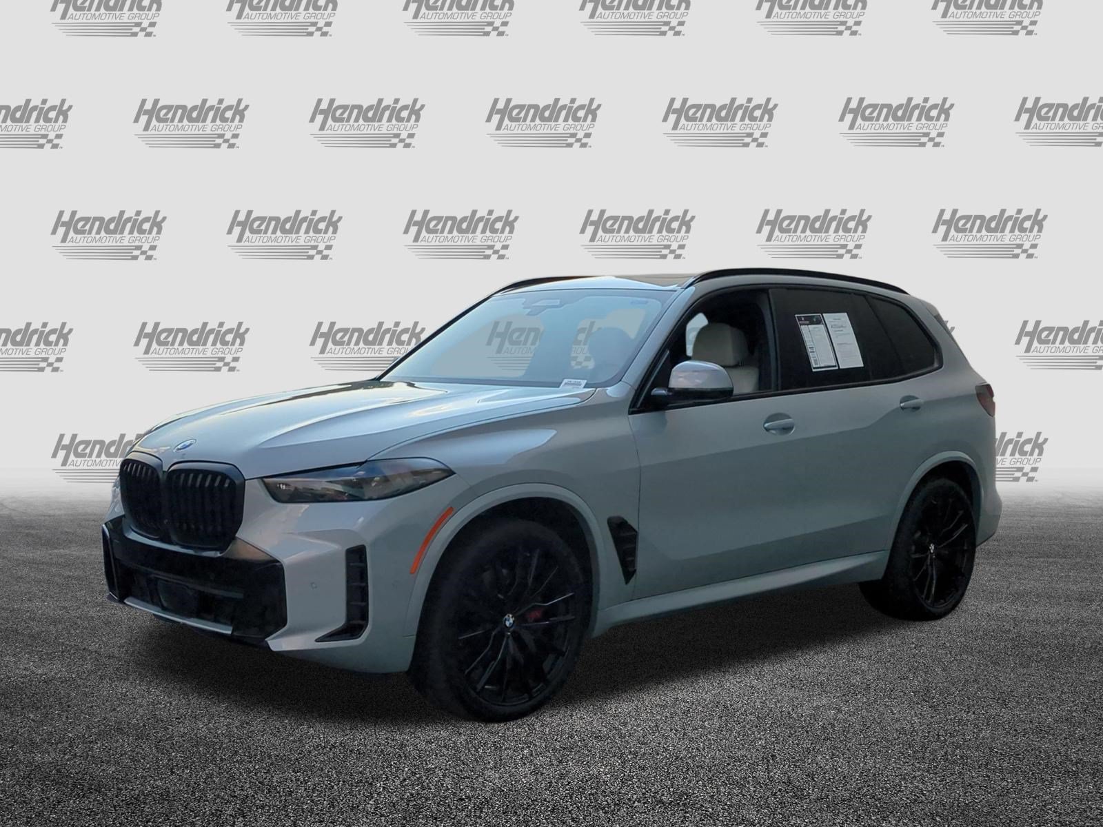 Certified 2024 BMW X5 xDrive40i w/ M Sport Package AWD/4WD image 5