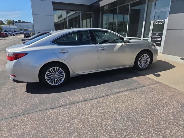 Used 2013 Lexus ES 350 w/ Luxury Pkg FWD image 21
